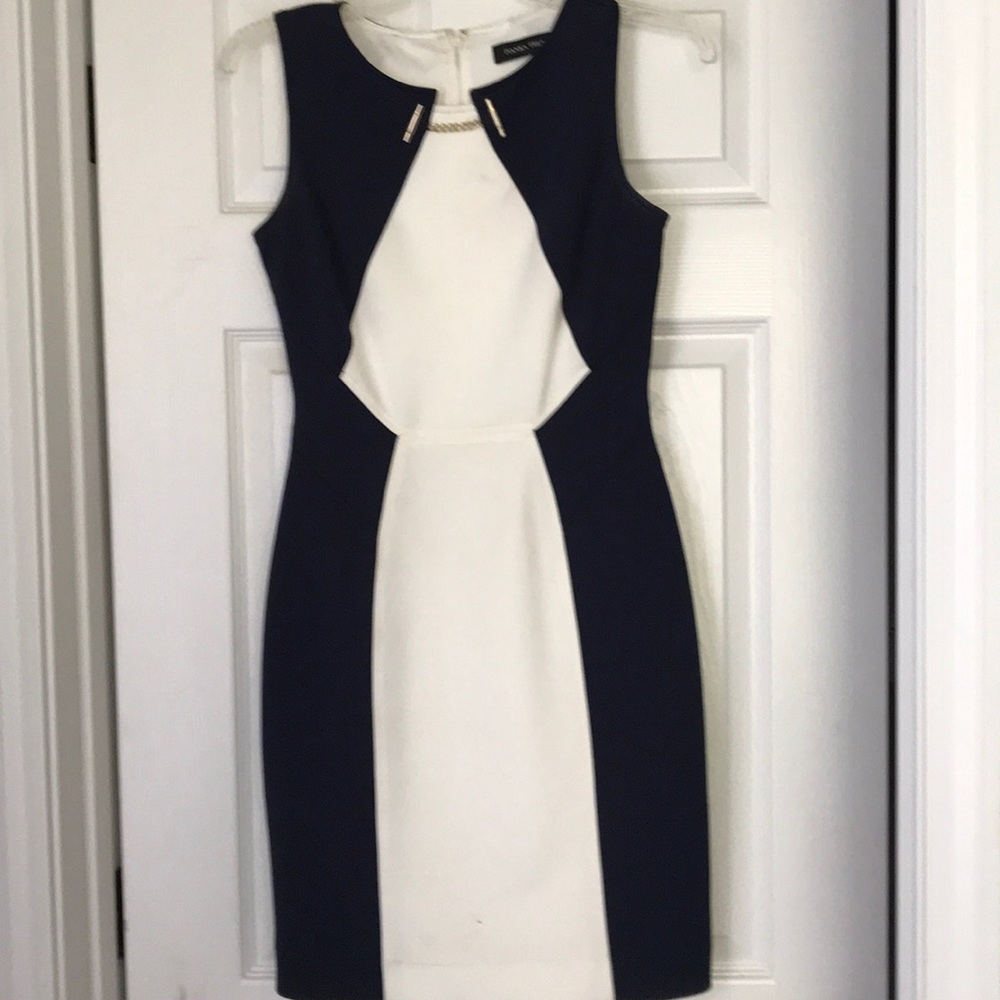 Navy/white sleeveless dress